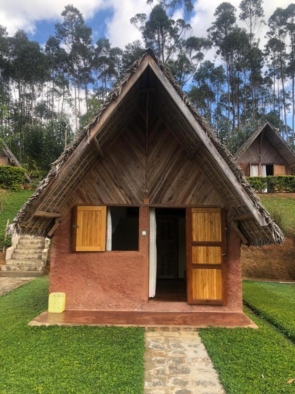 Hotel Soanala Moramanga Exterior foto